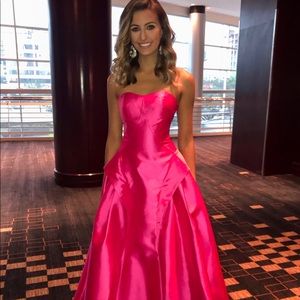 BRIGHT PINK Tarik Ediz 50325 WORN ONCE